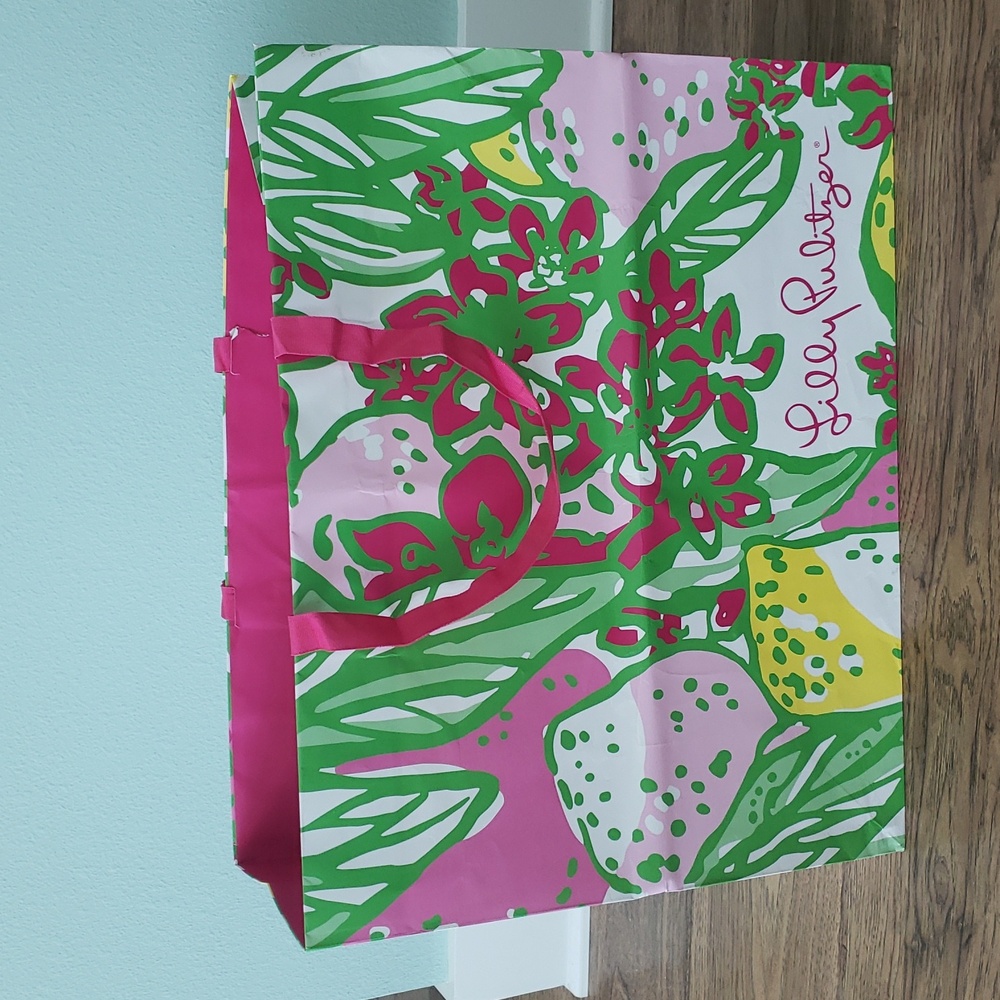 Lilly Pulitzer Tropical Pink and Green Tote - Picture 3 of 7
